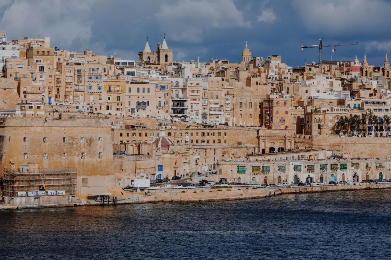 Sally Port Senglea Luaran gambar