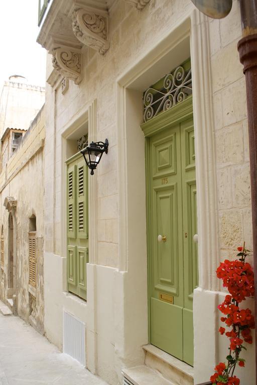Sally Port Senglea Luaran gambar